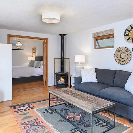 Dos Hermanas Compound 7 Casitas Downtown Holiday home *