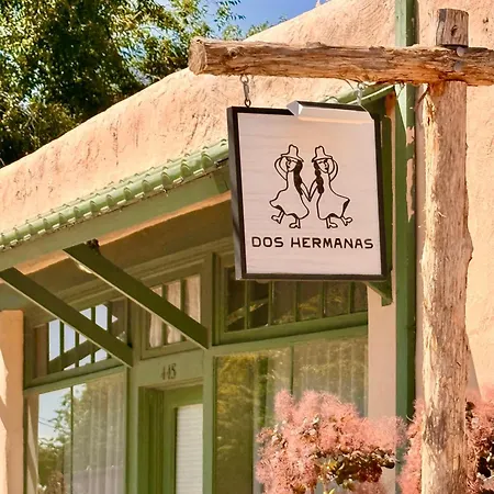 Dos Hermanas Compound 7 Casitas Downtown Holiday home *
