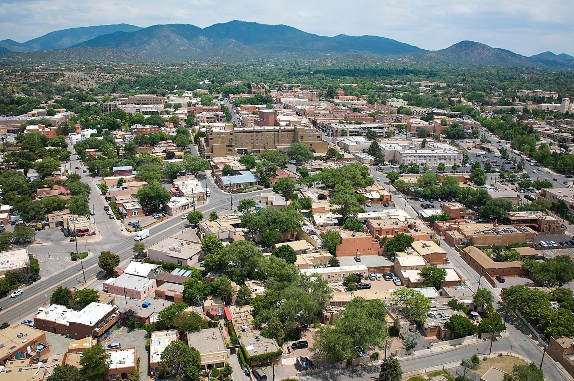 Dos Hermanas Compound 7 Casitas Downtown *