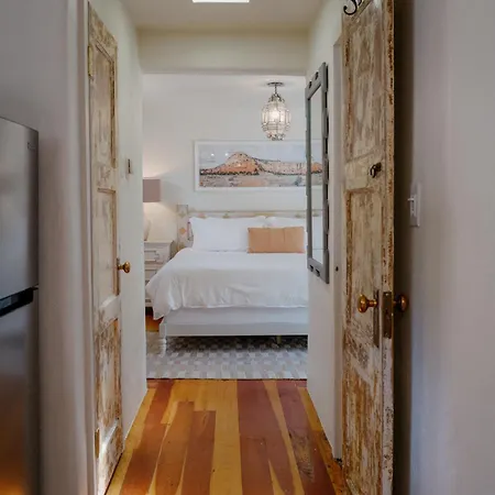 Dos Hermanas Compound 7 Casitas Downtown