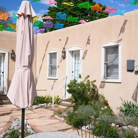 Dos Hermanas Compound 7 Casitas Downtown