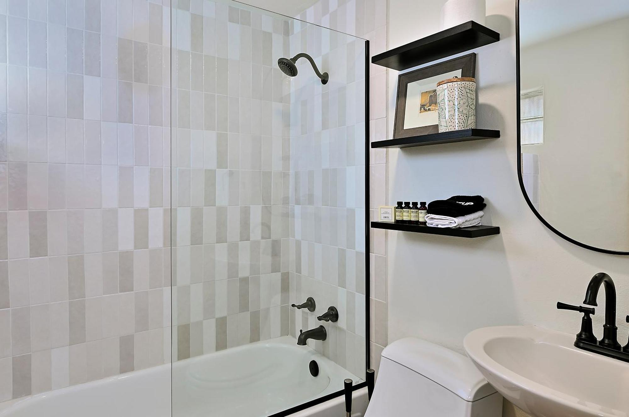 Dos Hermanas Compound 7 Casitas Downtown Santa Fe