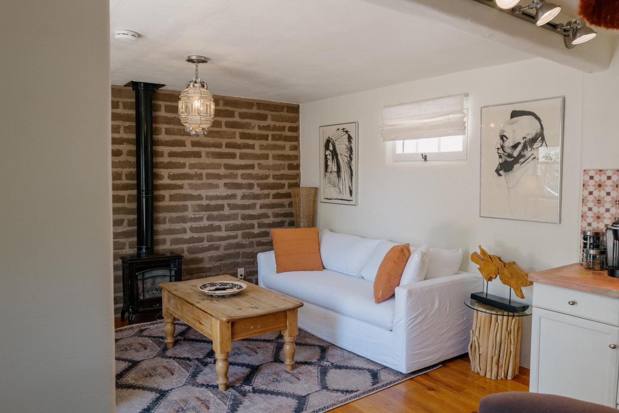 Сasa de vacaciones Dos Hermanas Compound 7 Casitas Downtown *