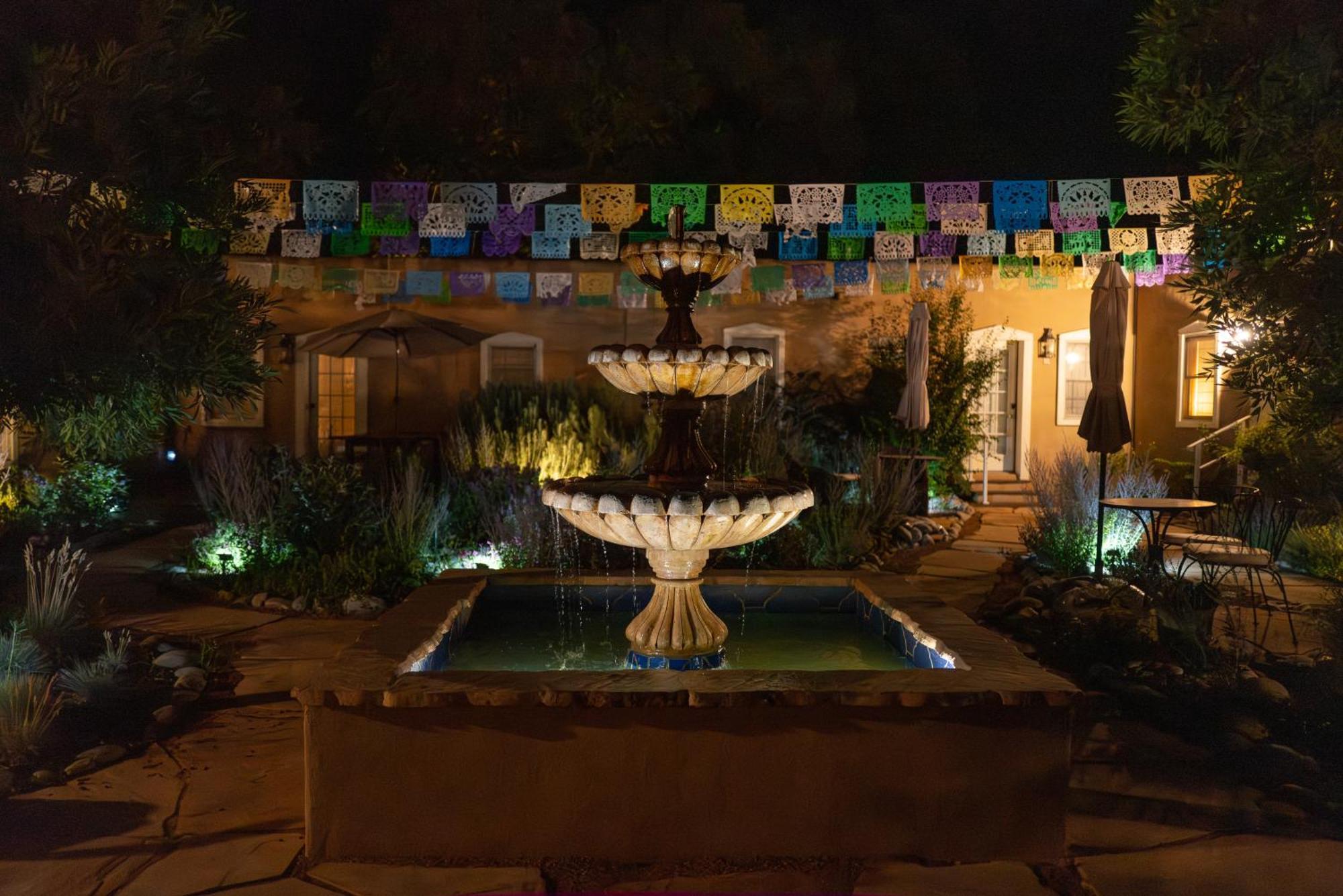 Сasa de vacaciones Dos Hermanas Compound 7 Casitas Downtown *